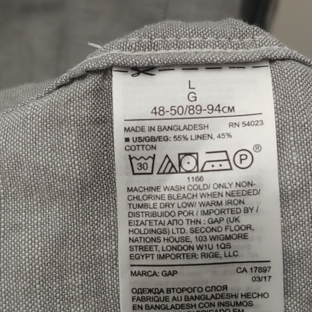 Gap Large Button down shirt - Picture 4 of 4